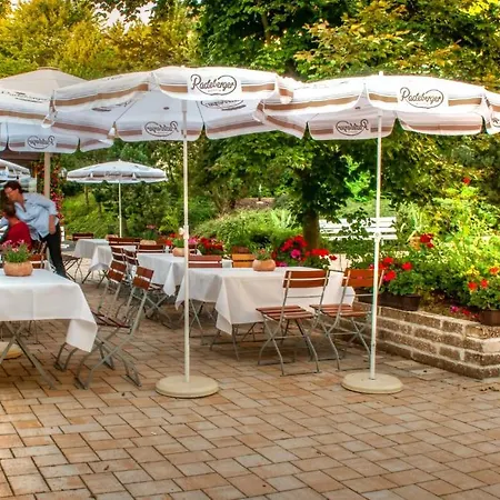 Ferienhotel Augustusburg Отель 3*