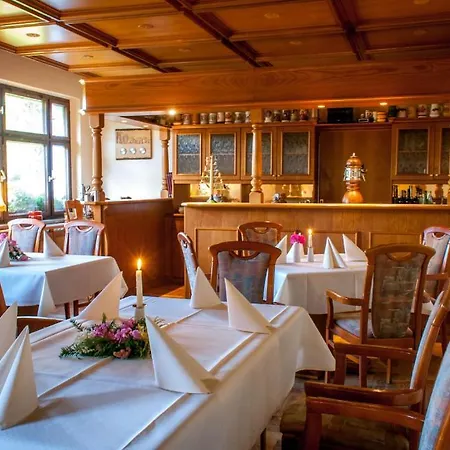 Ferienhotel Augustusburg Hotel 3*