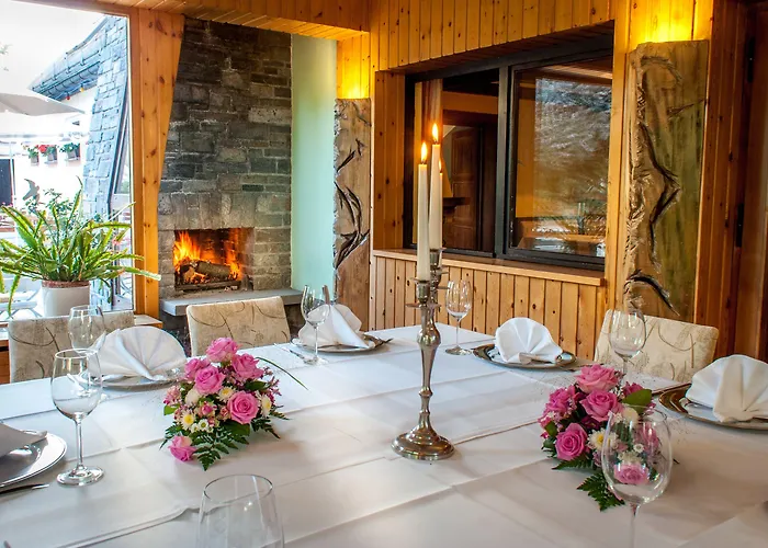 Ferienhotel Augustusburg Отель Аугустусбург